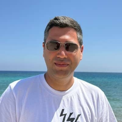 Rouzbeh profile picture